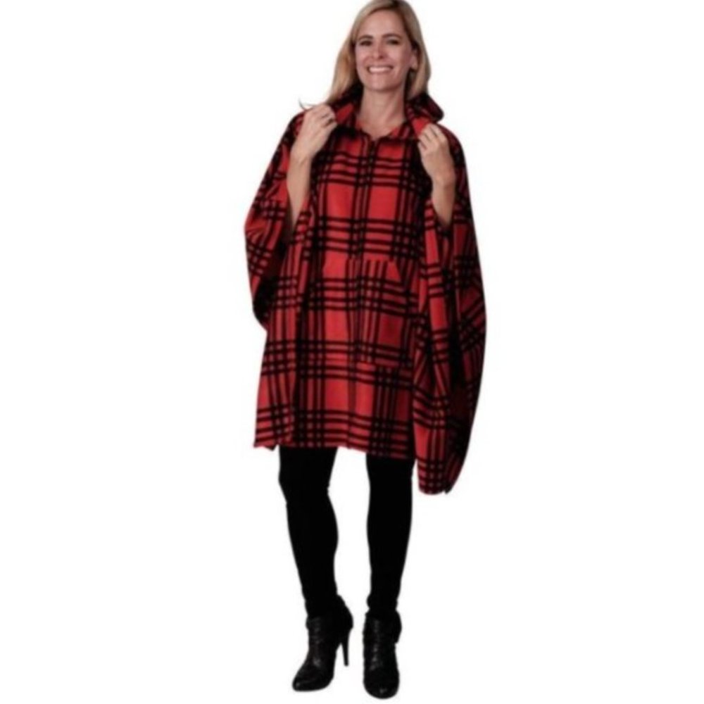 NEW Le Moda Full Zip Hooded Poncho (NWT) (One Size)